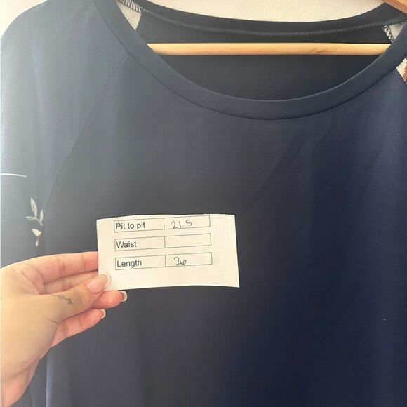 Bloomchic Floral Sleeves Sweatshirt - Picture 7 of 7